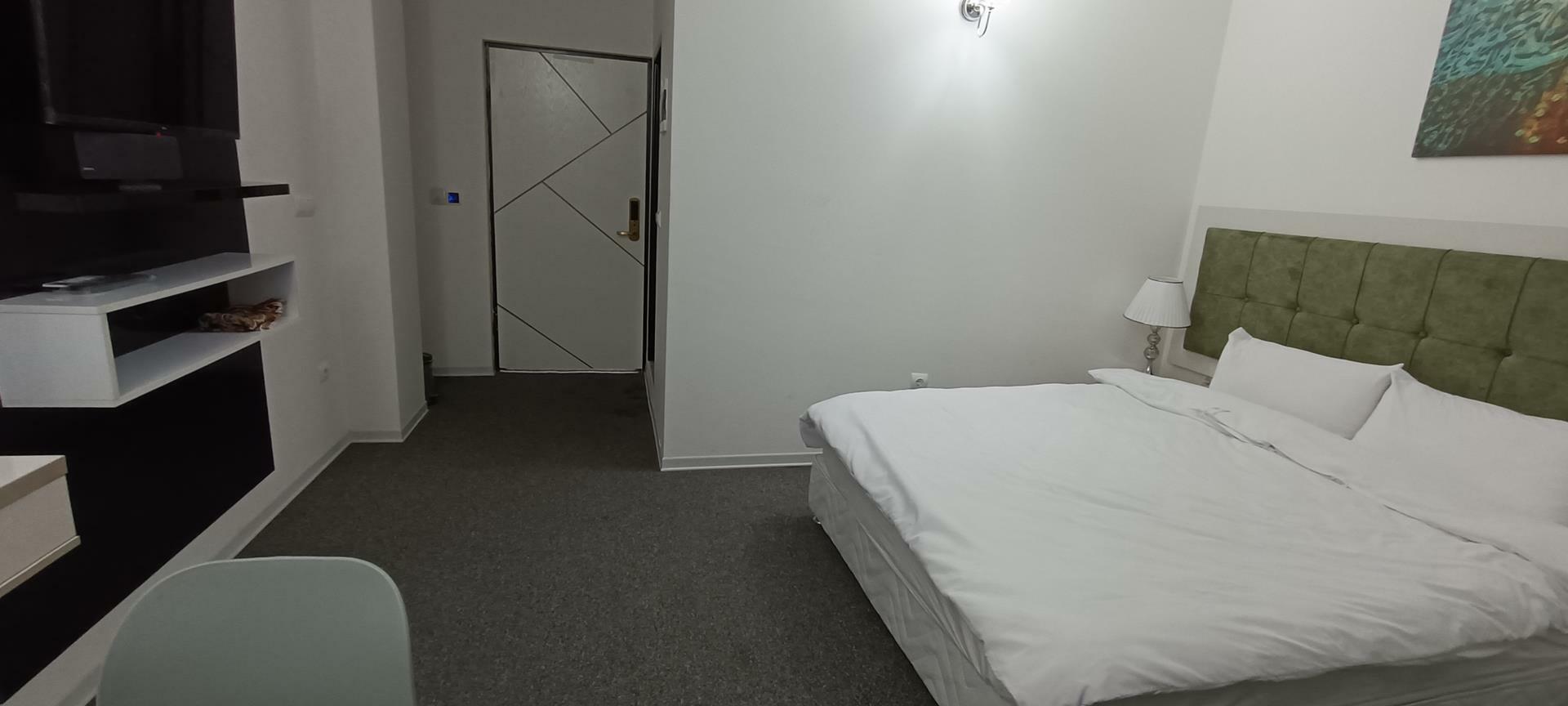 Rose Hotel