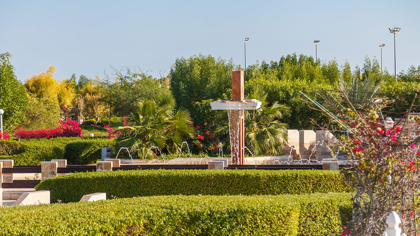 Marina Park Hotel