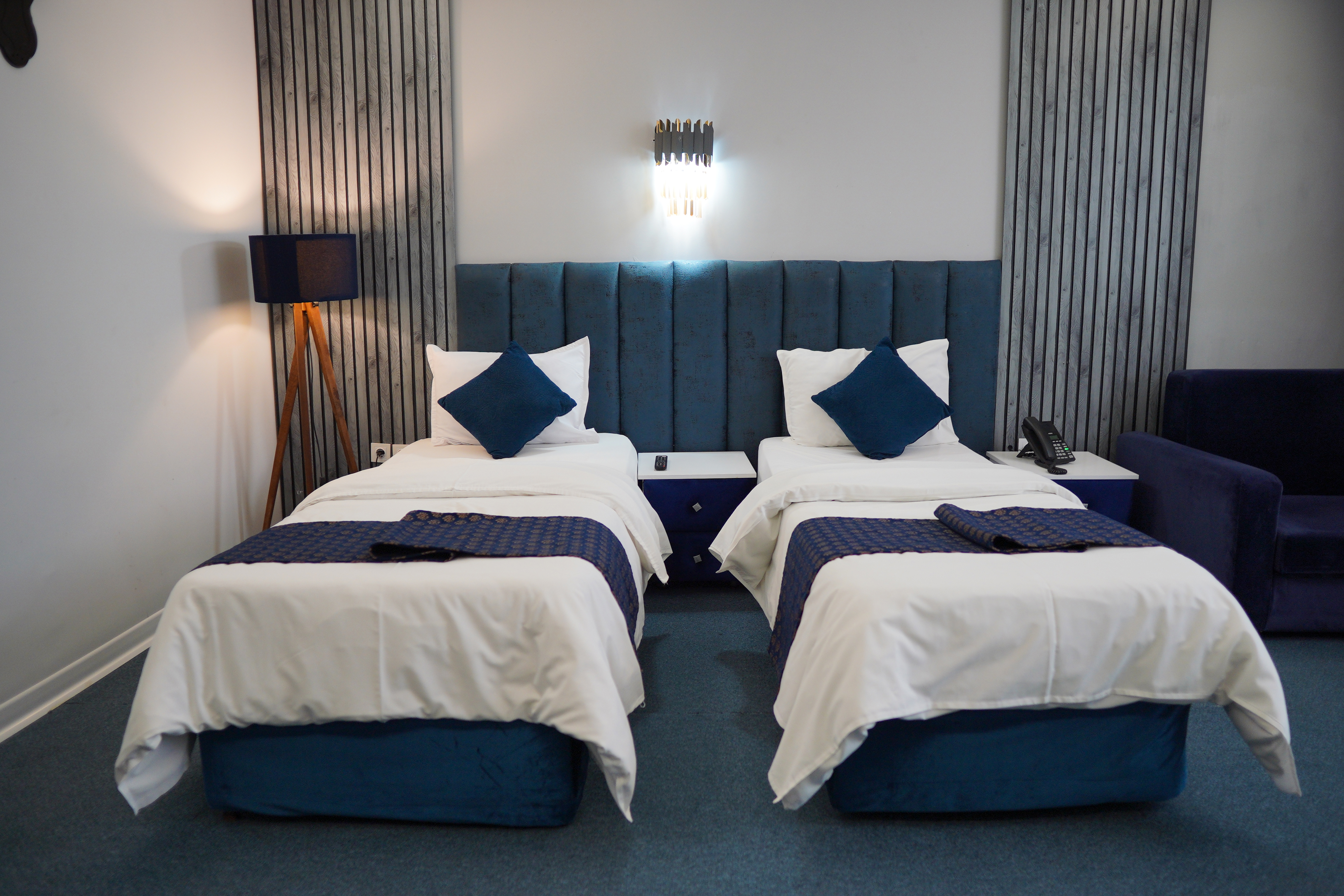 Dariush Hotel