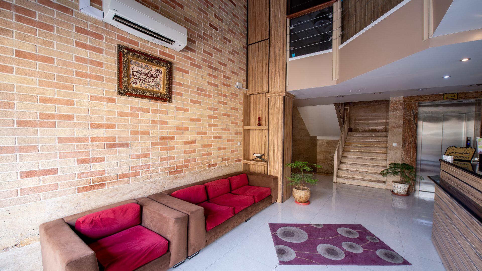 Nasir Al Molk Hotel
