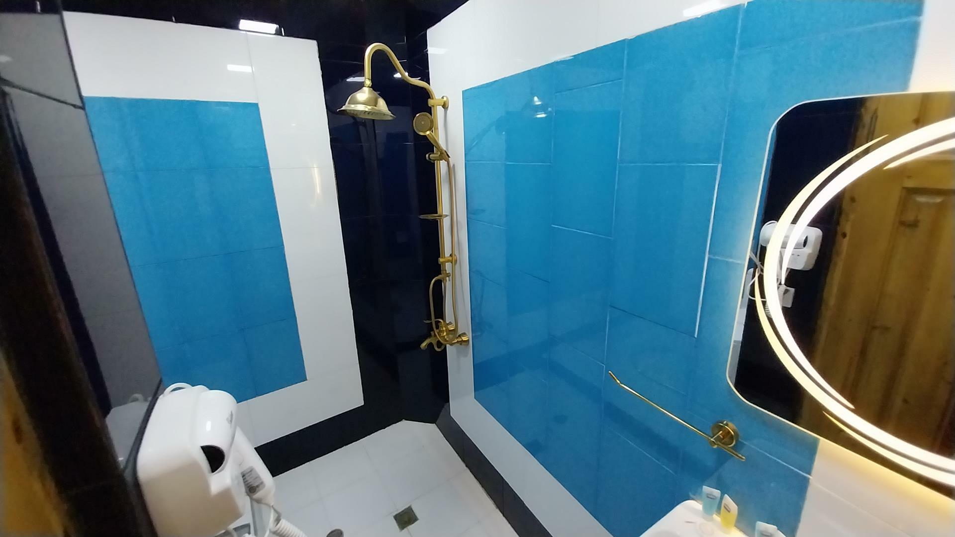 Sorkheyi Hotel