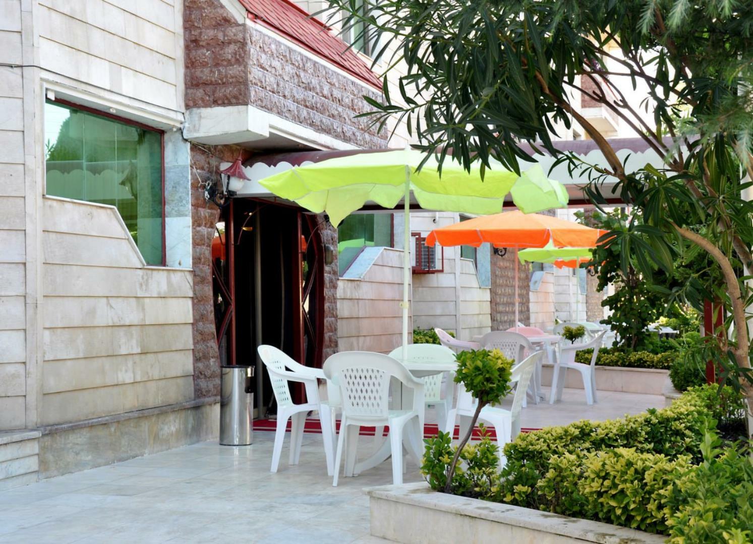 Sadra Hotel