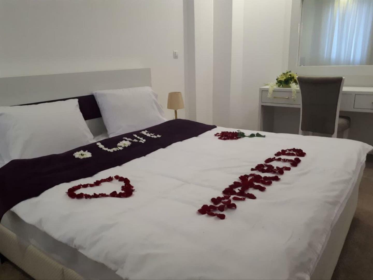 Sepehr Hotel