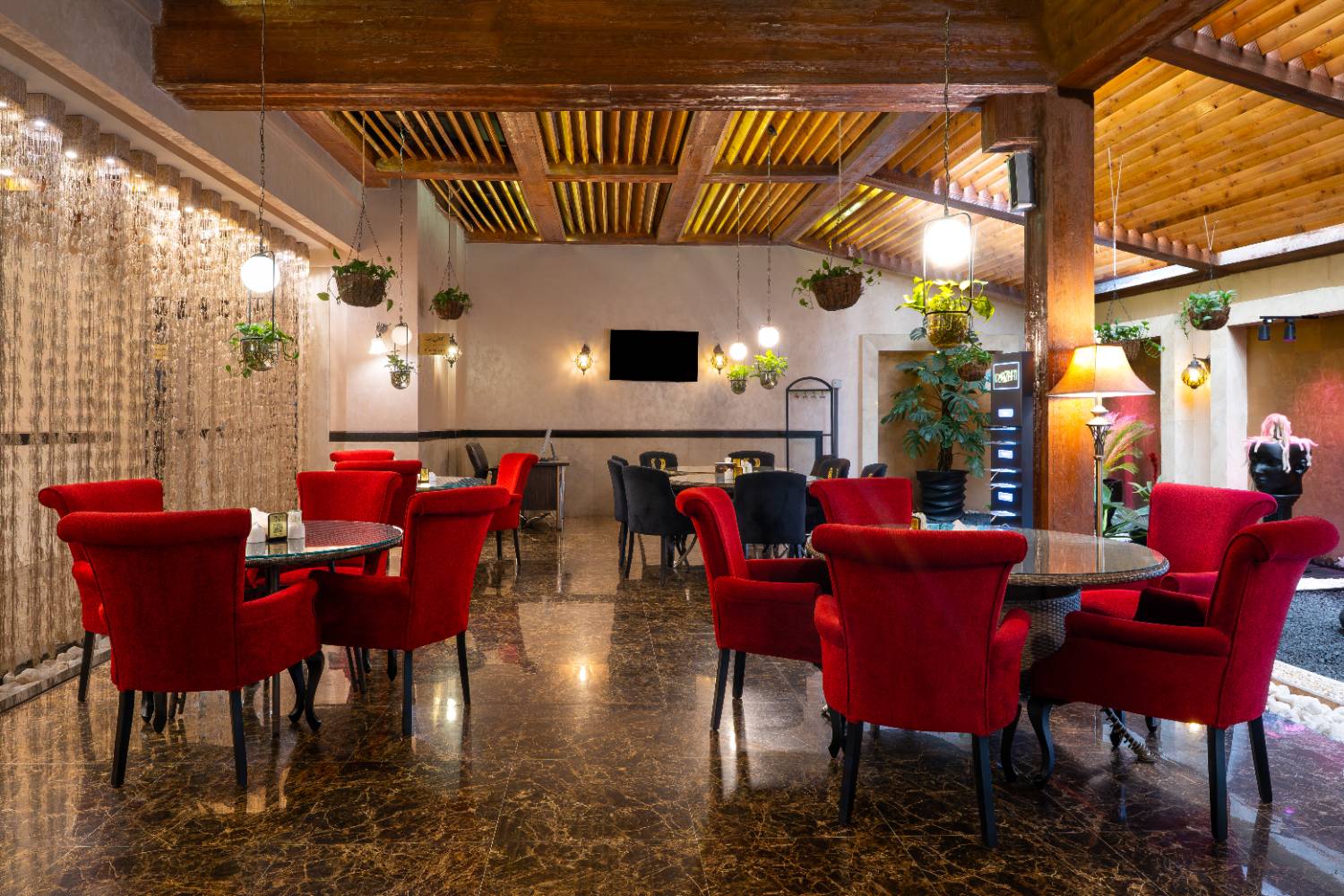 Darvishi Hotel