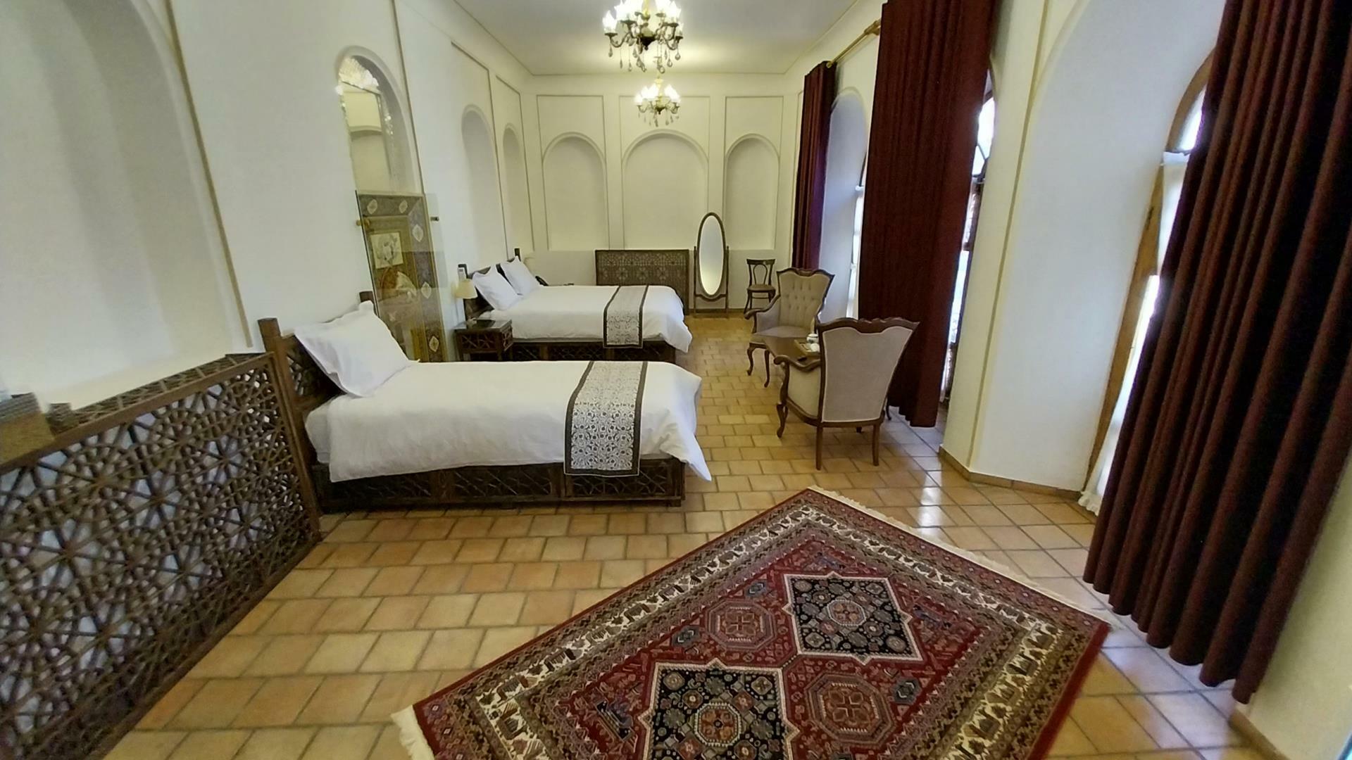 Sorkheyi Hotel