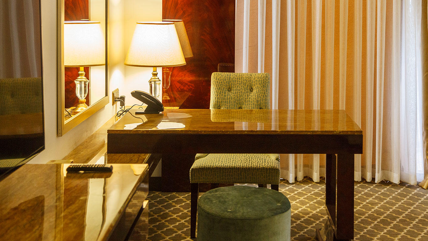 Shayan Hotel