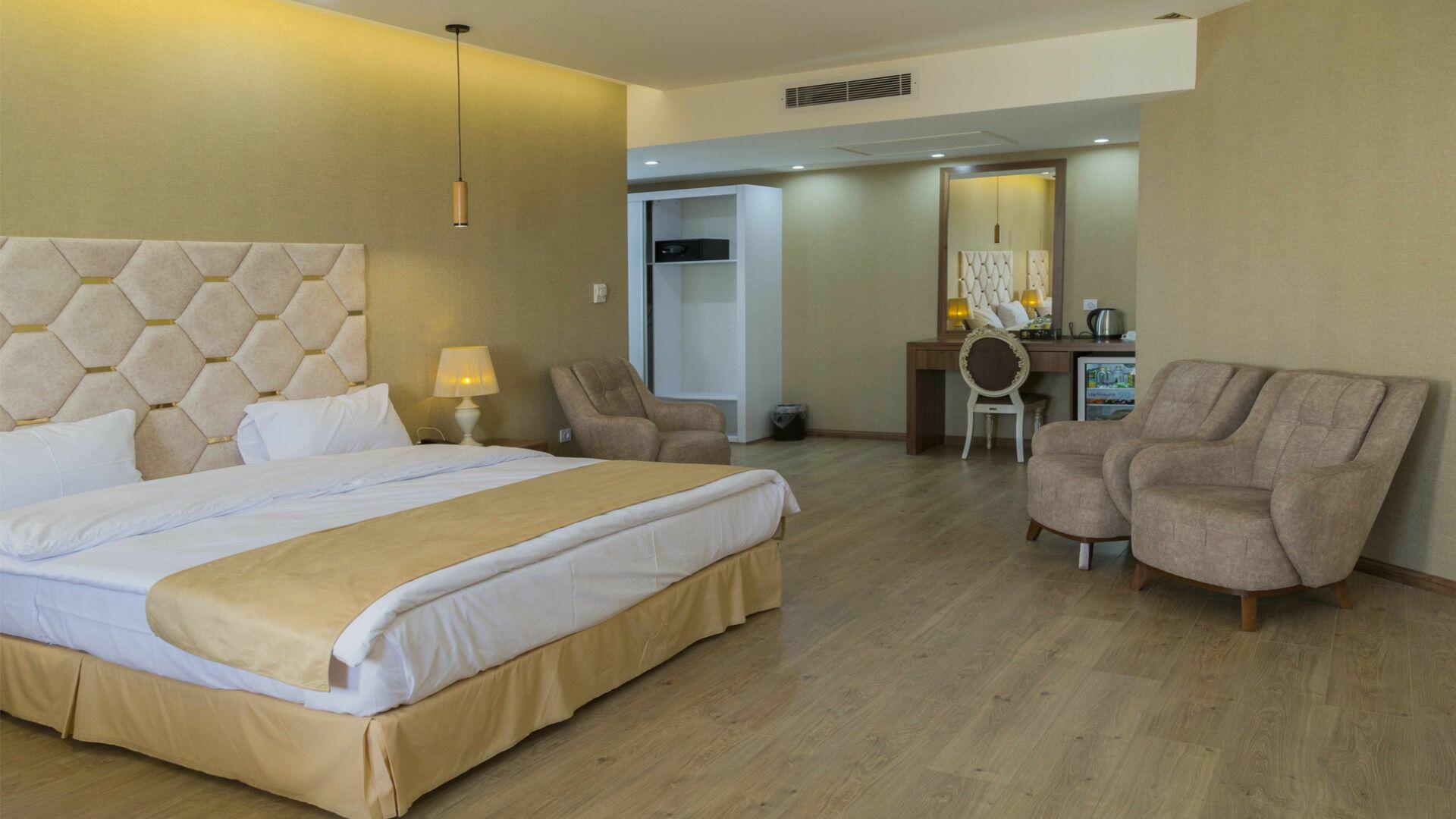 Yakamoz Hotel