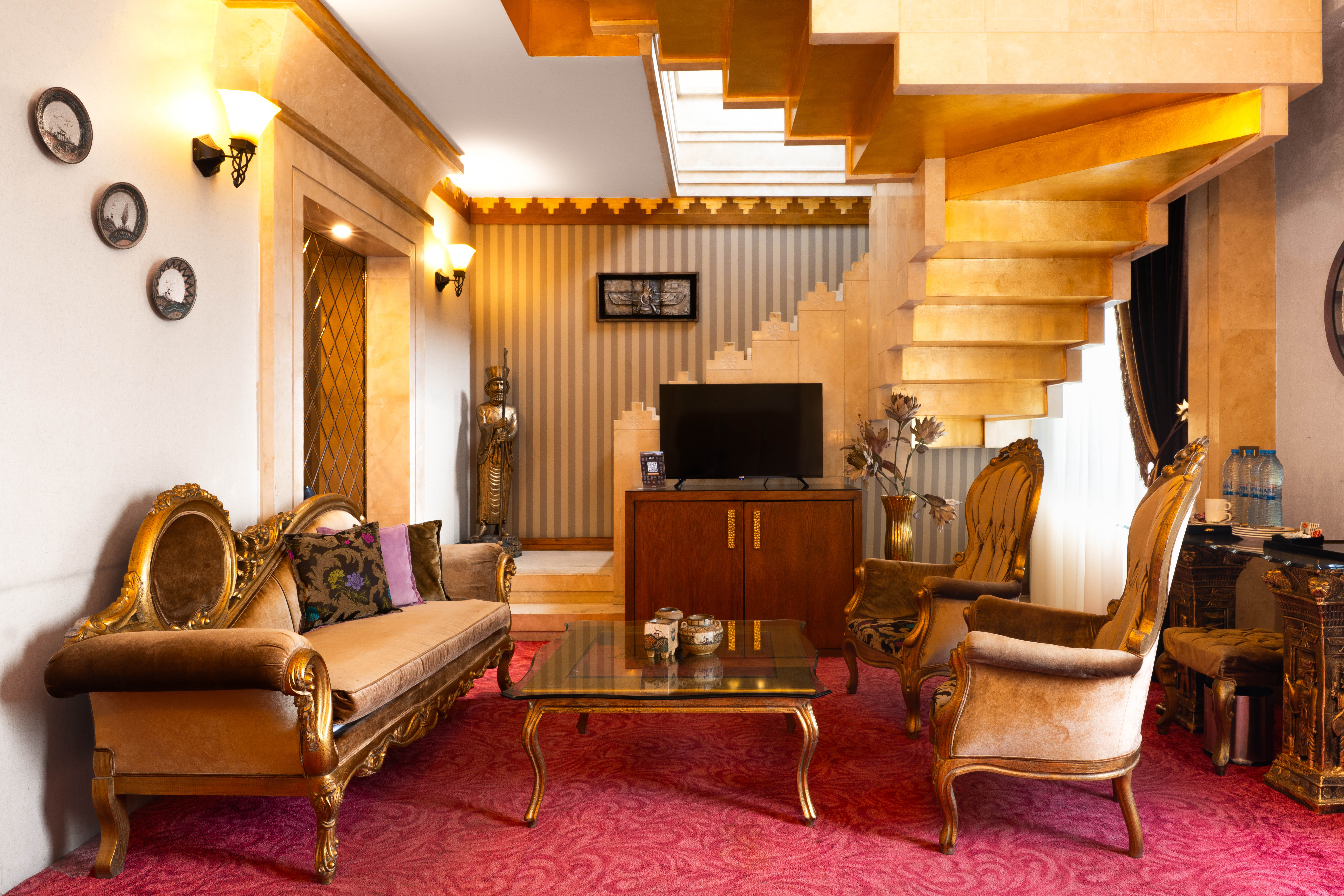 Darvishi Hotel
