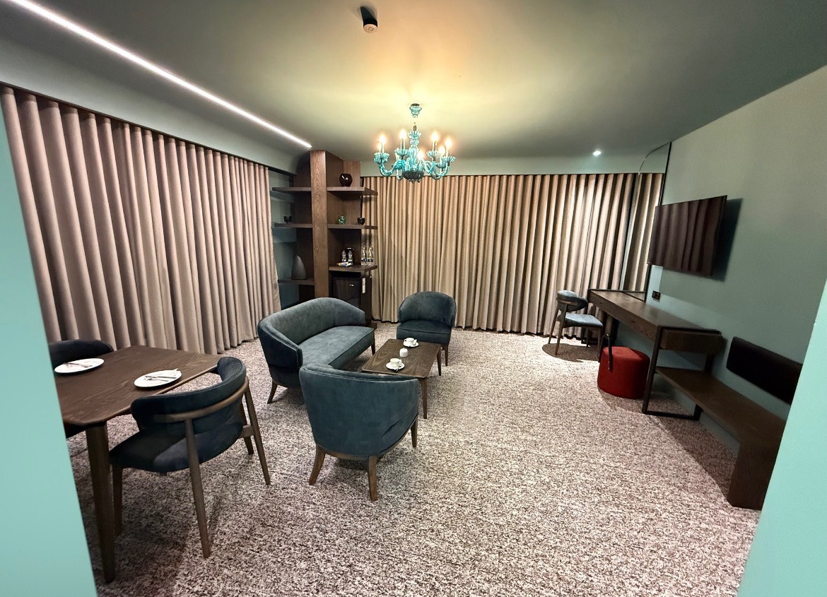 Raamtin Hotel