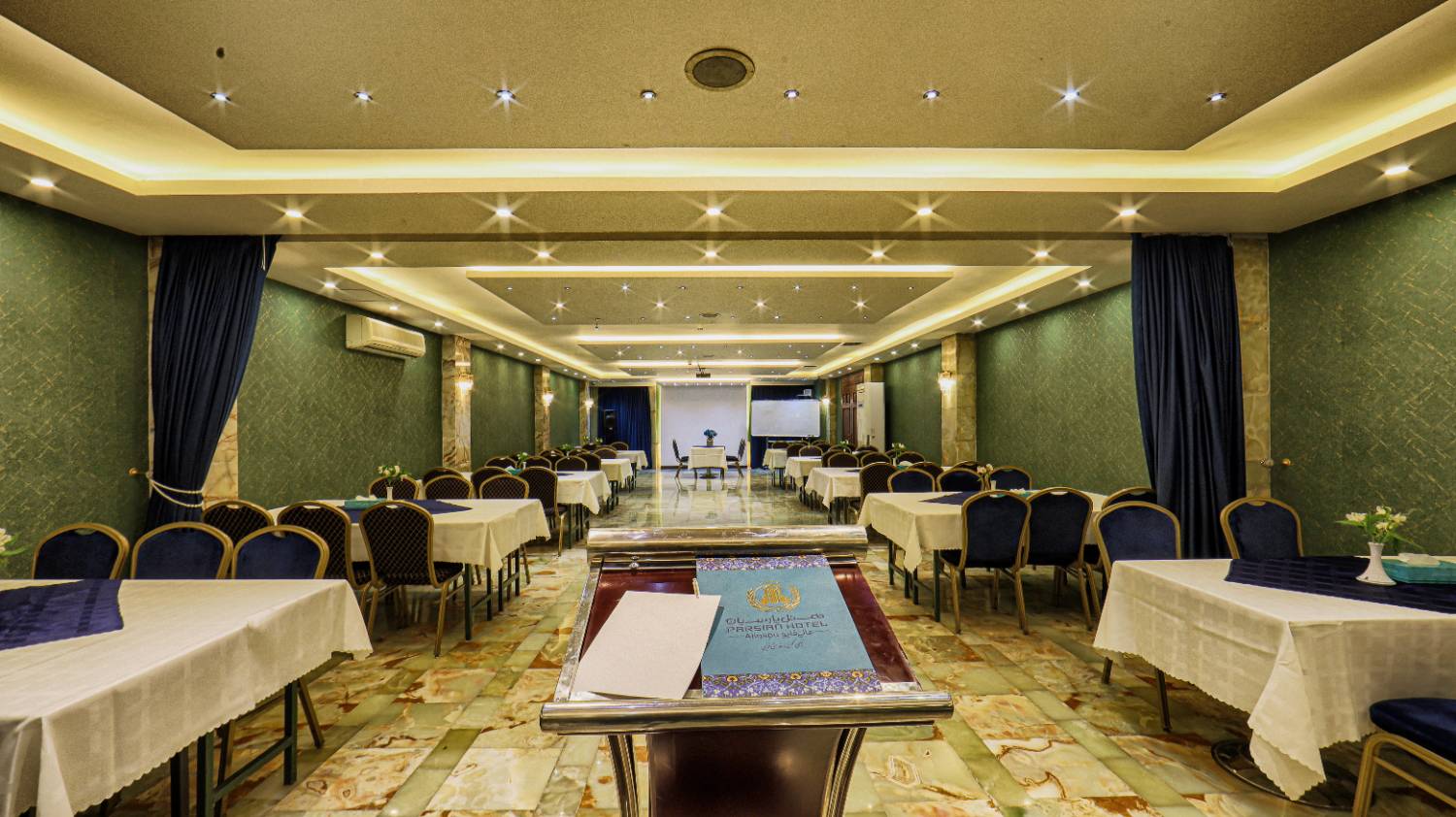 Parsian Ali-Qapu Hotel