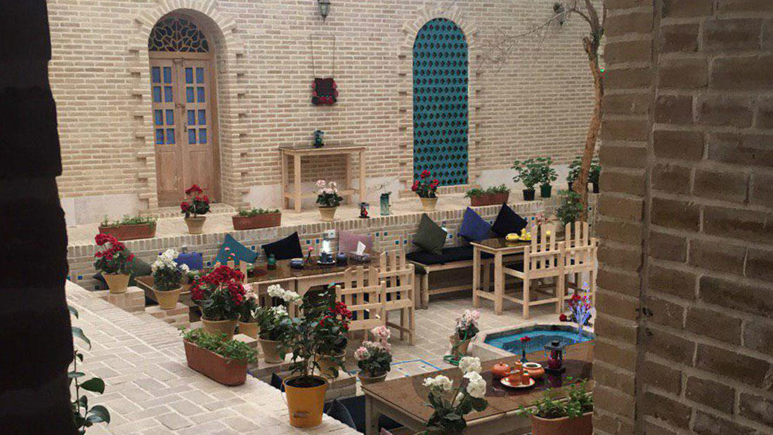 Shahbaz Hotel