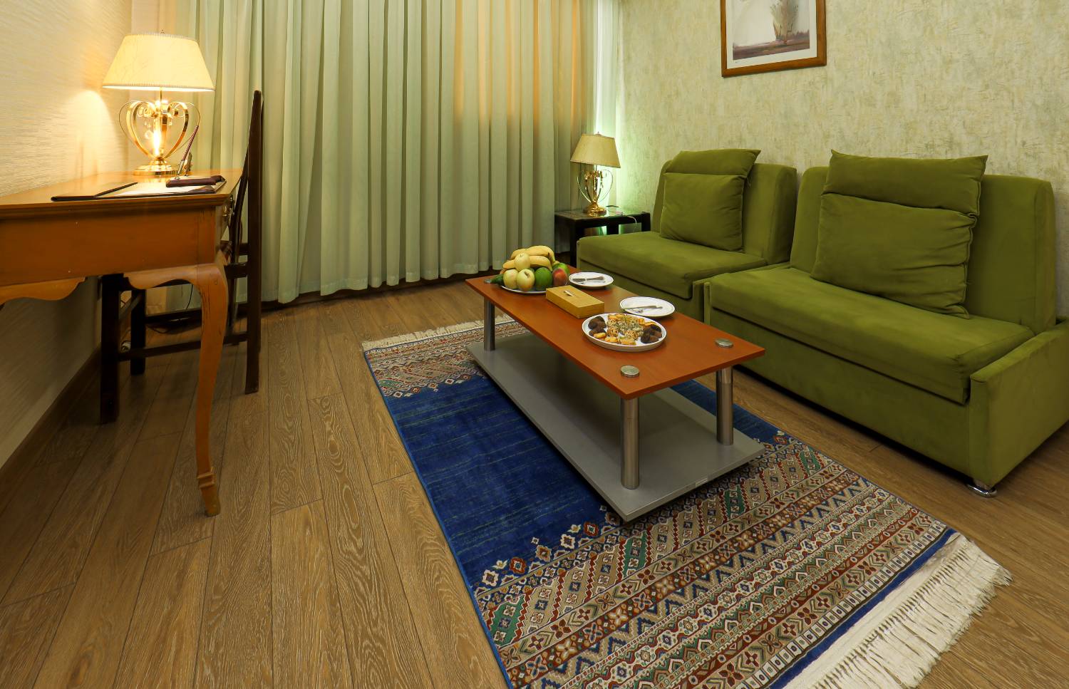 Parsian Ali-Qapu Hotel