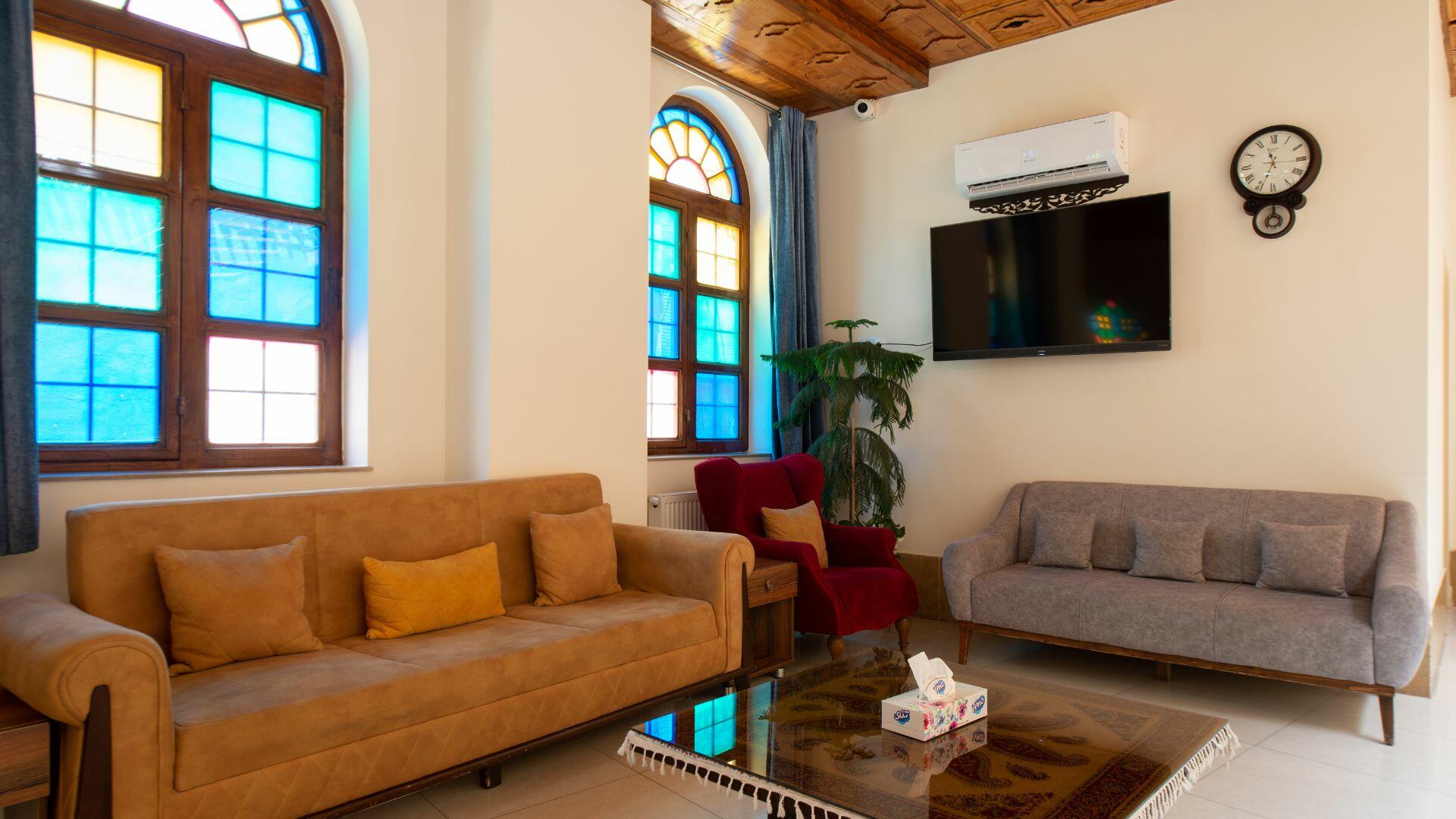 Darbari Hotel