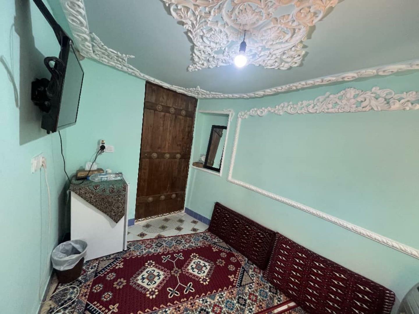 Tabesh Hotel