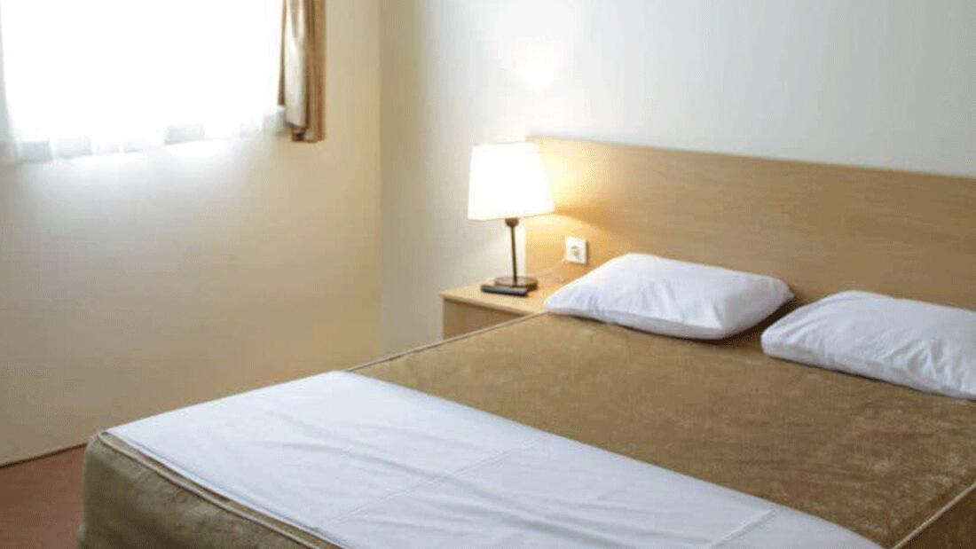 Ahrab Hotel