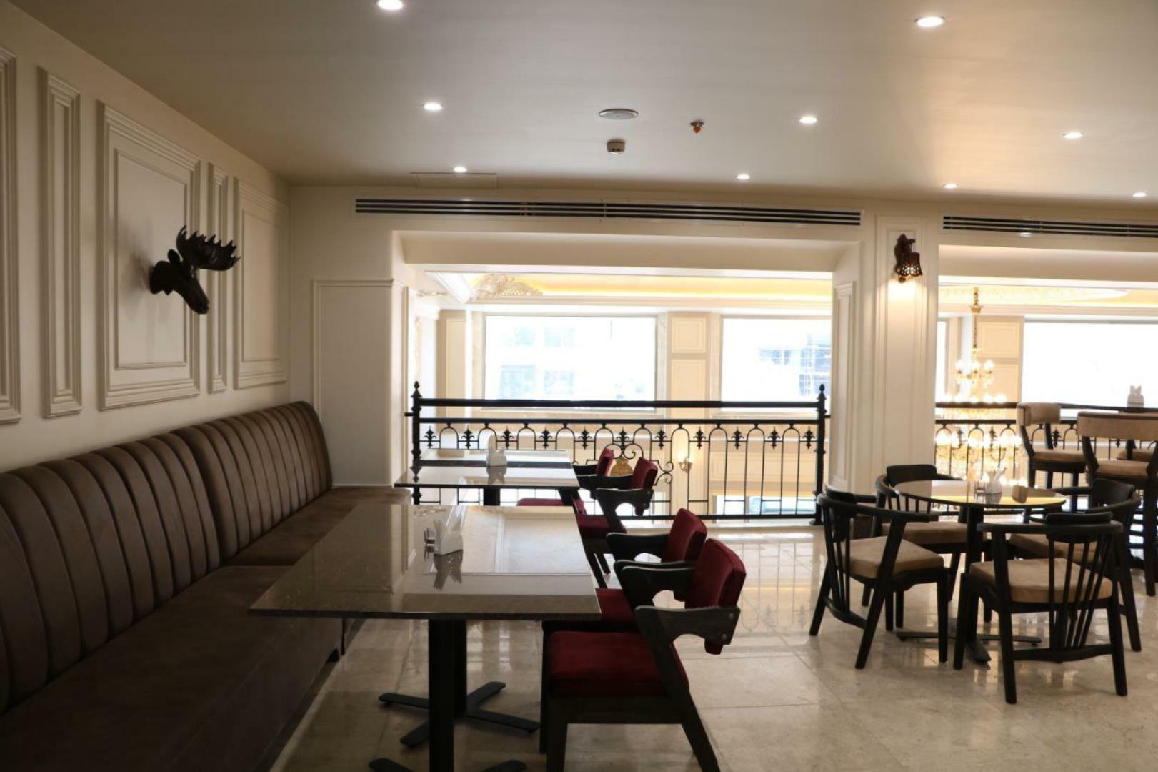 Diyako Palace Hotel