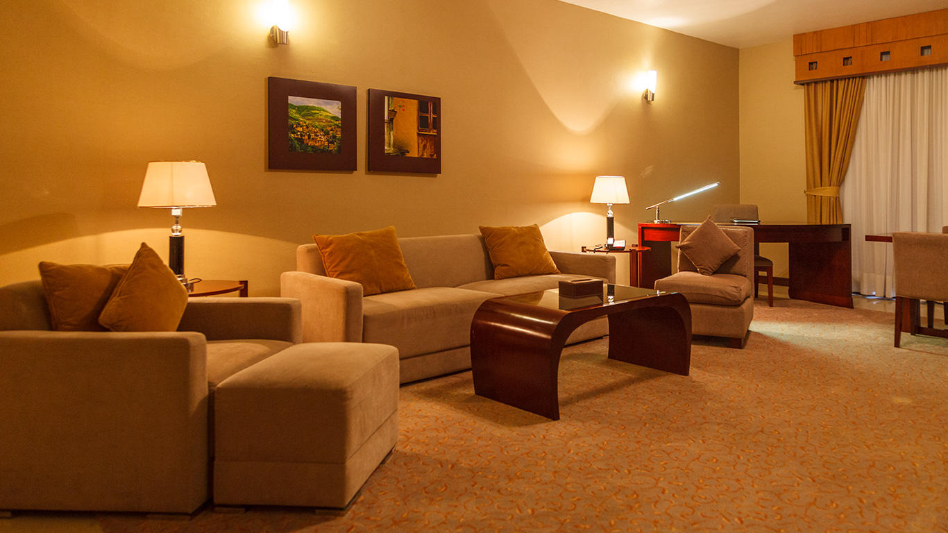 Marina Park Hotel