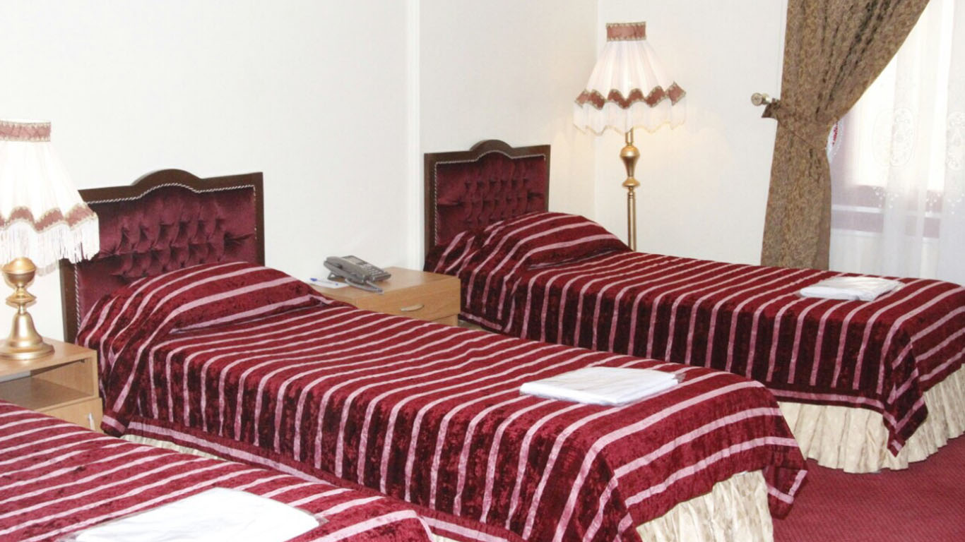 Jamshid Hotel