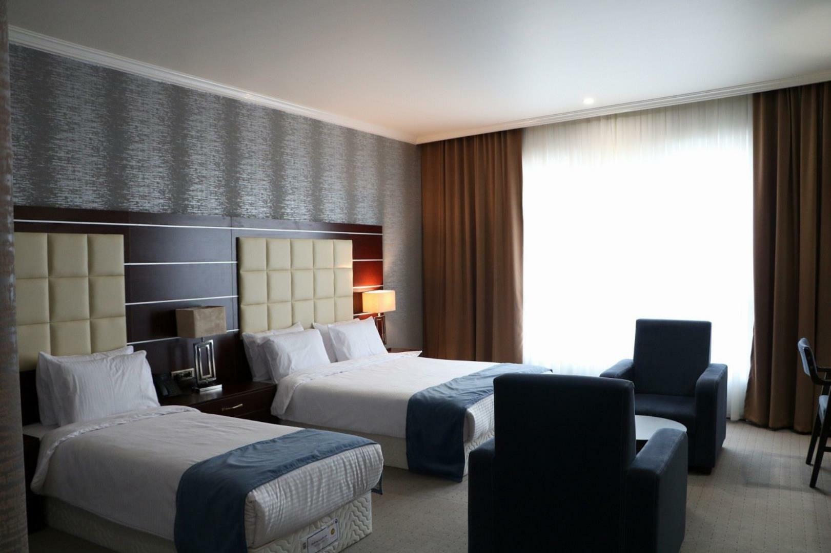 Diyako Palace Hotel