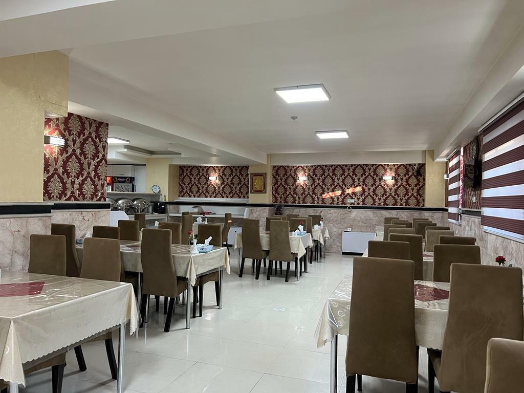 Ahrab Hotel