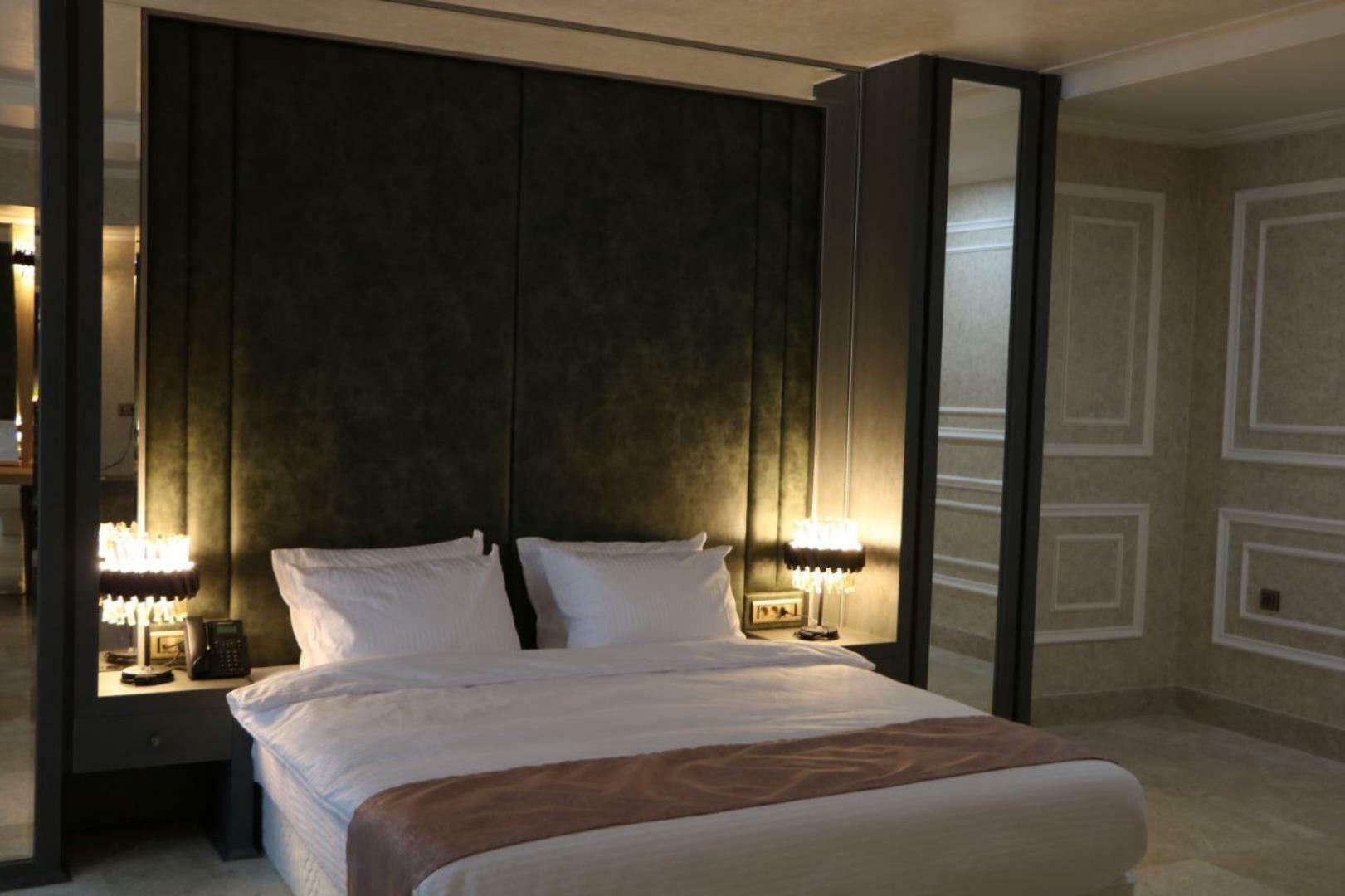 Diyako Palace Hotel