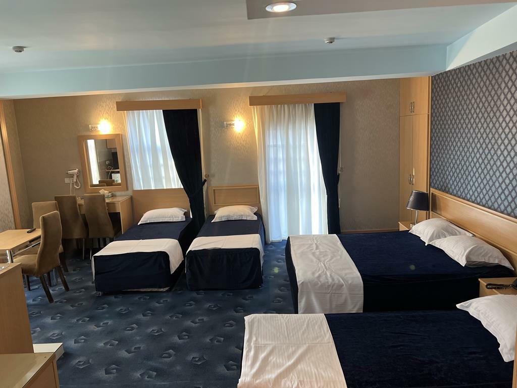 Ahrab Hotel