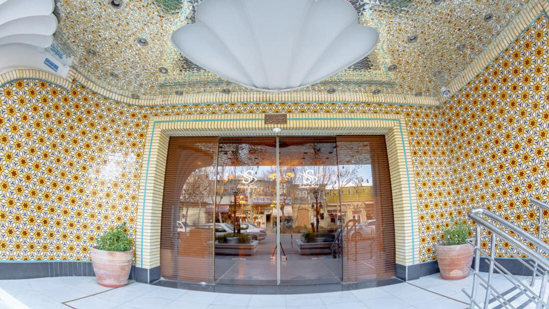 Setareh Hotel