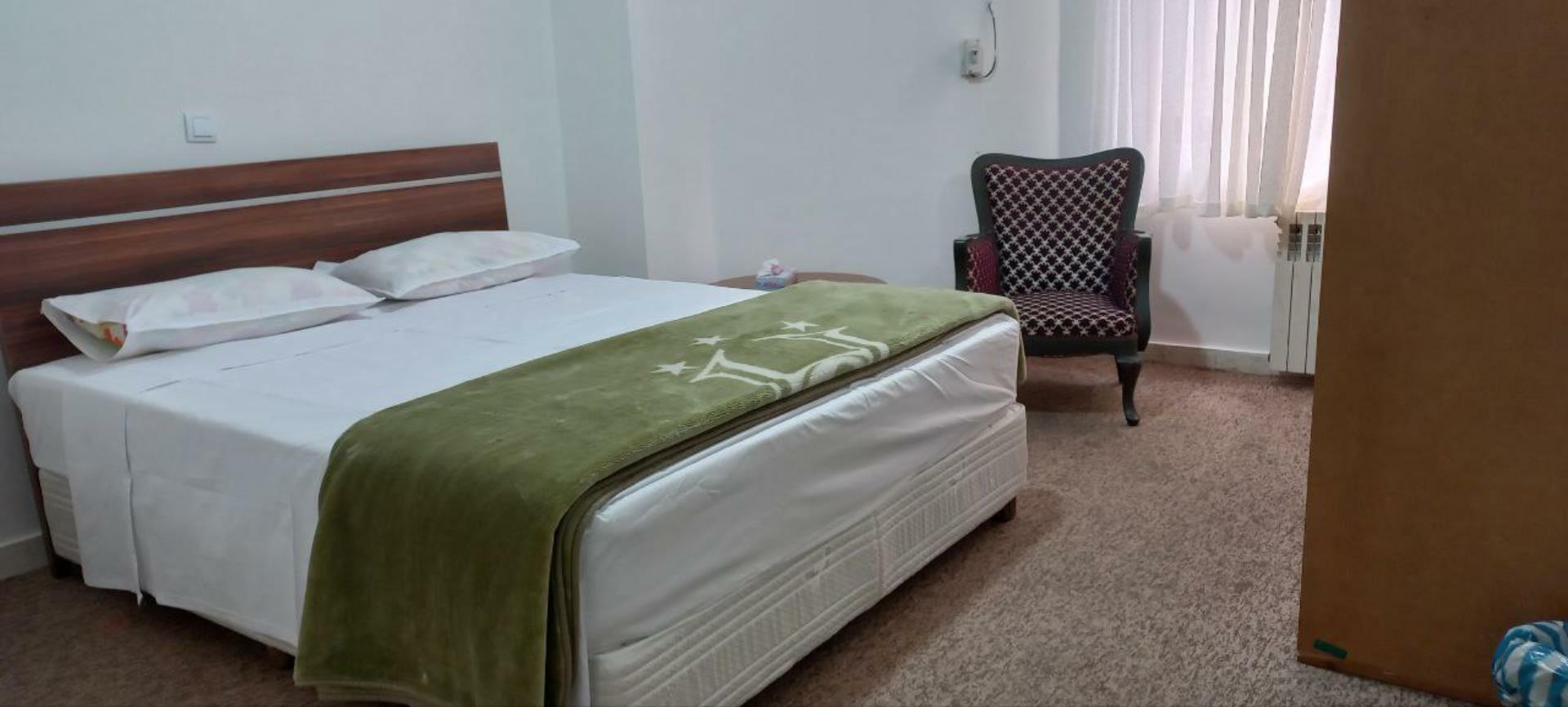 Sadra Hotel